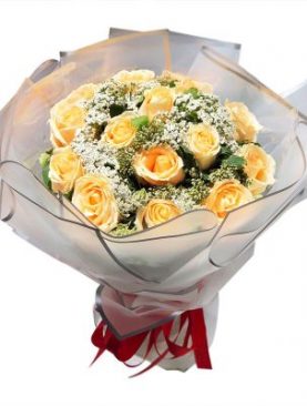 12 Elegant Long Stem Yellow Roses