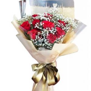 A bouquet of one dozen Ruby Rose