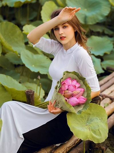 Flowers To Bring Happiness