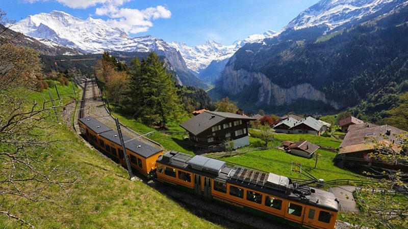 The Pathway To Love Is Forgiveness – Con Đường Dẫn Đến Tình Yêu Thương Là Sự Tha Thứ