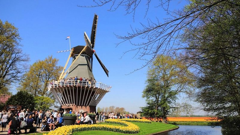 Love Is Magical, And It Can Last, If We Remember Our Differences