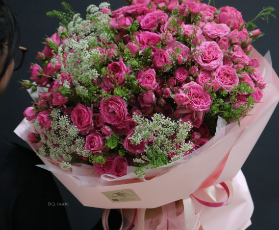 Vu Lan Flowers Vietnam — Meaningful Blooms to Honor Parents